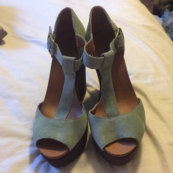 Lucky Brand Wedges - Picture 3 of 5